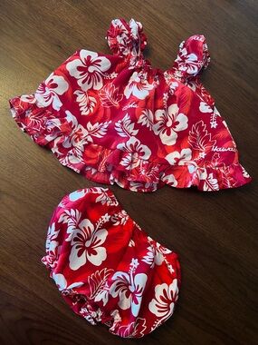 Baby Hawaiian outfit 🌺